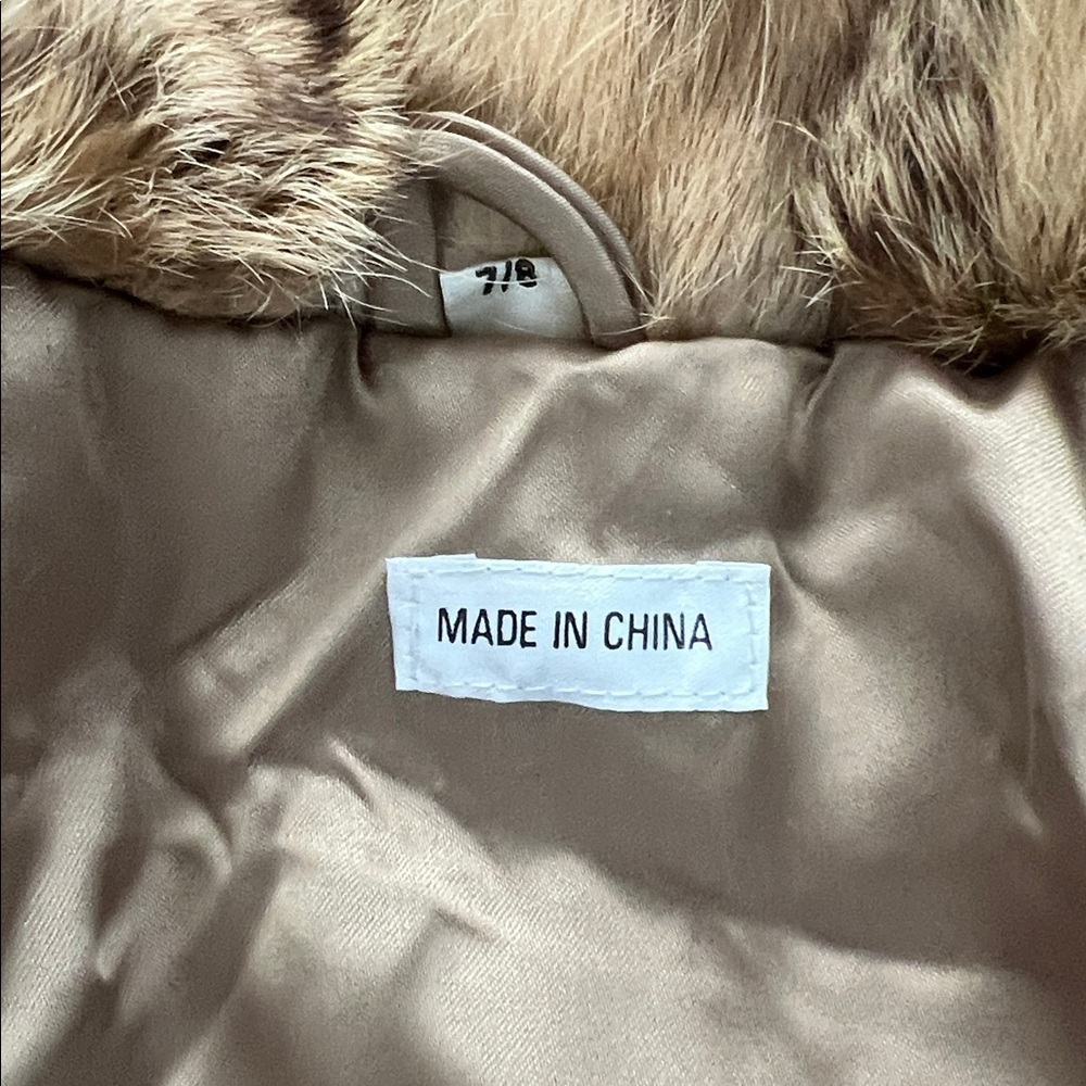 Vintage Genuine Tan Rabbit Fur Long-Sleeve Boho Mod Retro Opera Coat - Size 7/8 - Picture 5 of 9